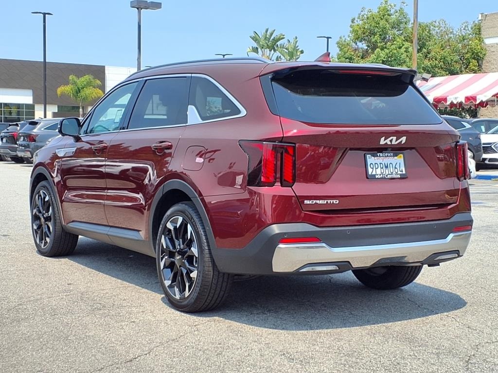 2024 Kia Sorento SX photo 3
