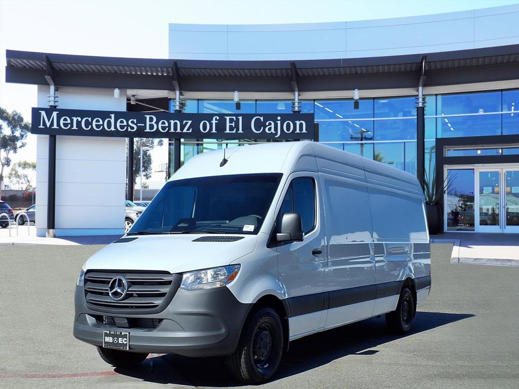 2026 Mercedes-Benz Sprinter Cargo Van Base's photo