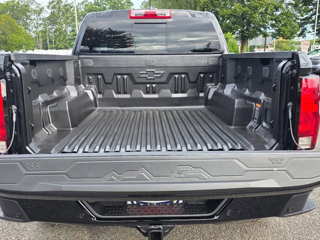 2026 Chevrolet Colorado Trail Boss photo 3