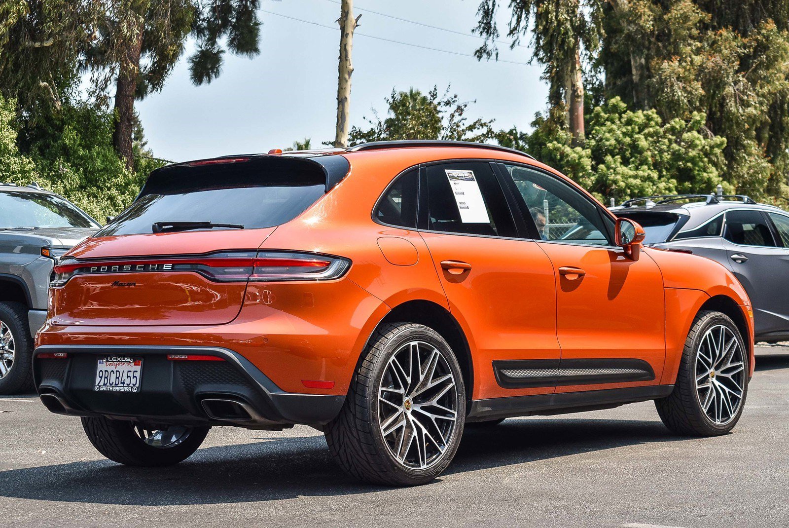 2022 Porsche Macan Base photo 6
