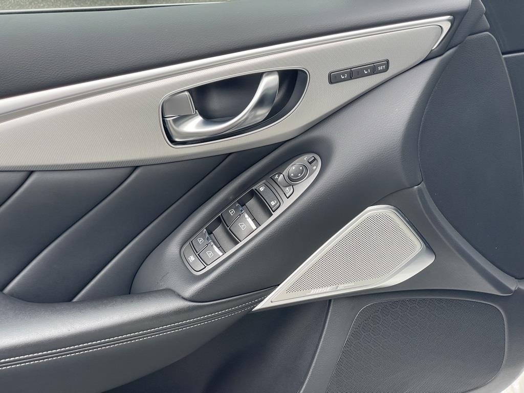 2024 Infiniti Q50 LUXE photo 11