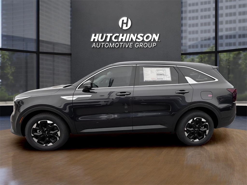 2025 Kia Sorento S photo 4