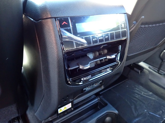 2025 Jeep Grand Cherokee Altitude X photo 15