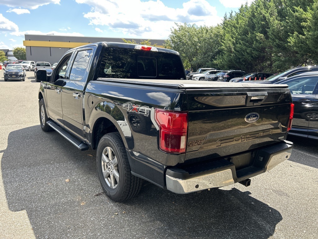 2019 Ford F-150 XLT photo 2