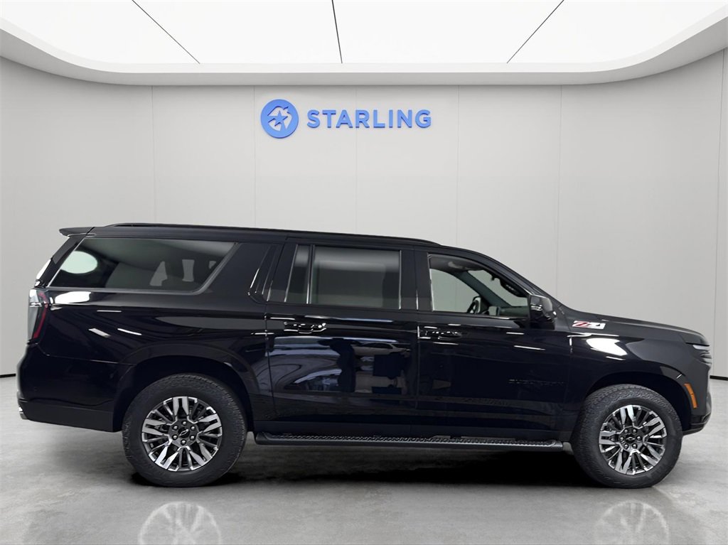 2025 Chevrolet Suburban Z71 photo 9