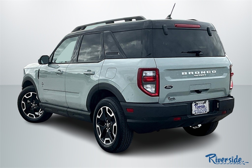 2024 Ford Bronco Sport Outer Banks photo 4