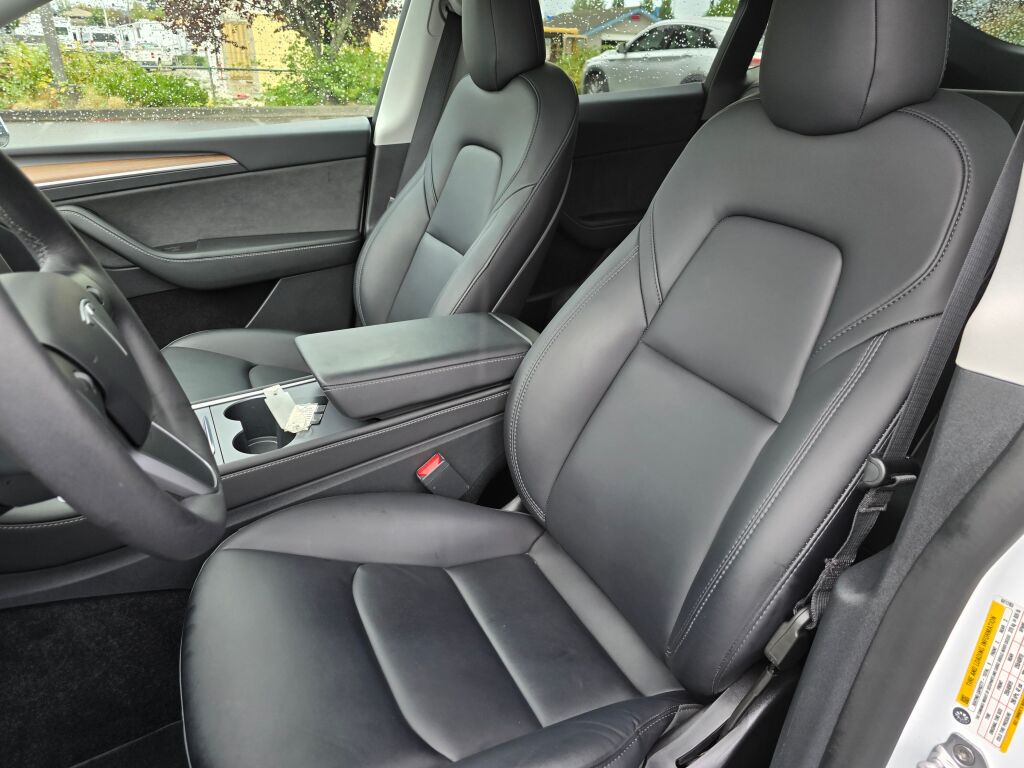 2023 Tesla Model Y Long Range photo 22
