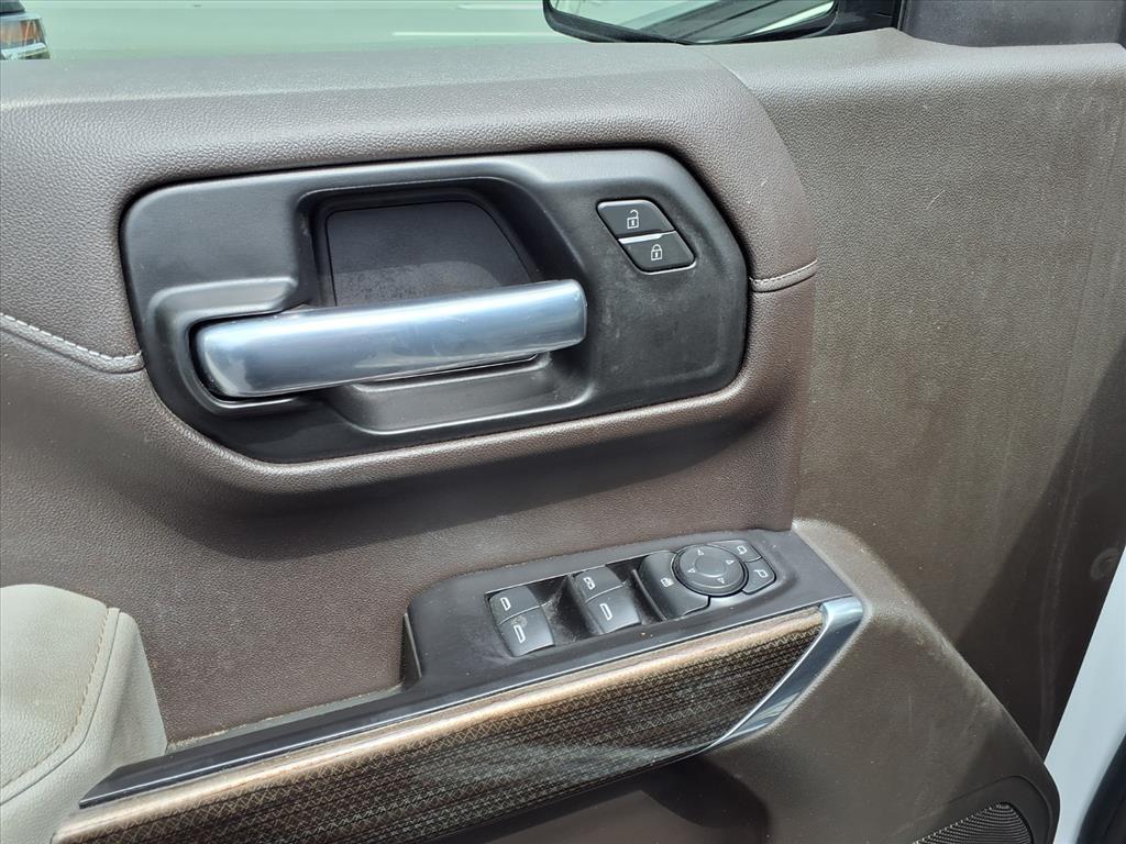 2021 Chevrolet Silverado 1500 RST photo 16