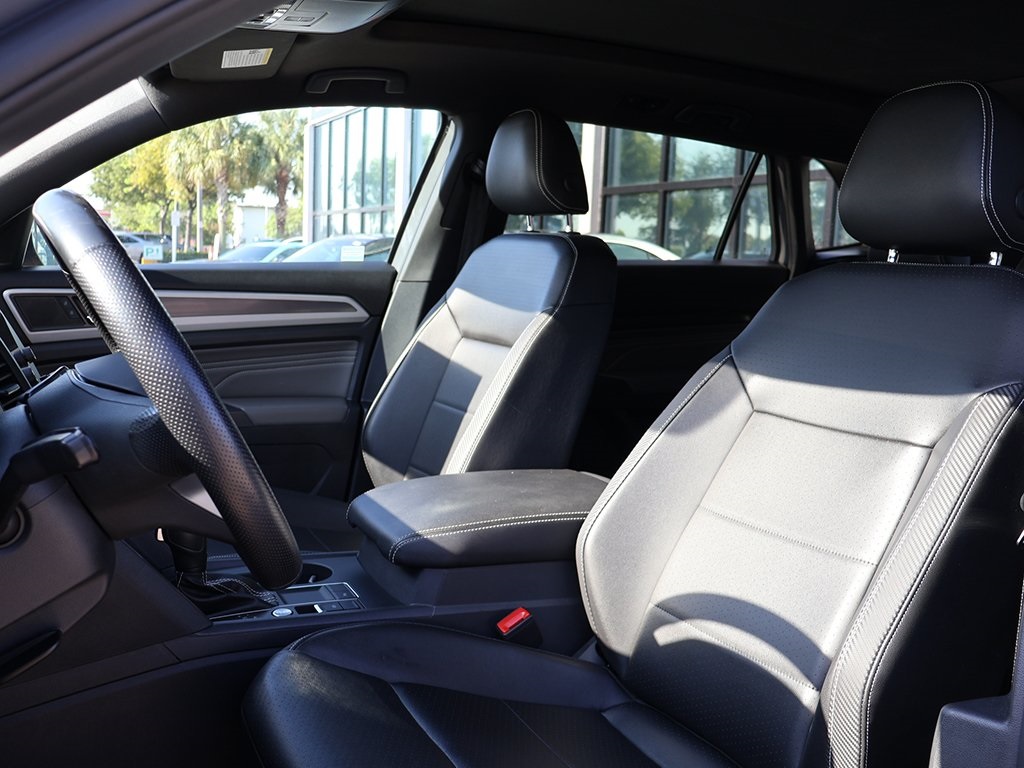 2021 Volkswagen Atlas Cross Sport V6 SE Technology R-Line photo 24