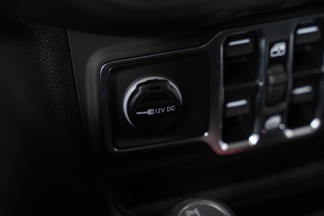 2025 Jeep Gladiator Sport photo 12