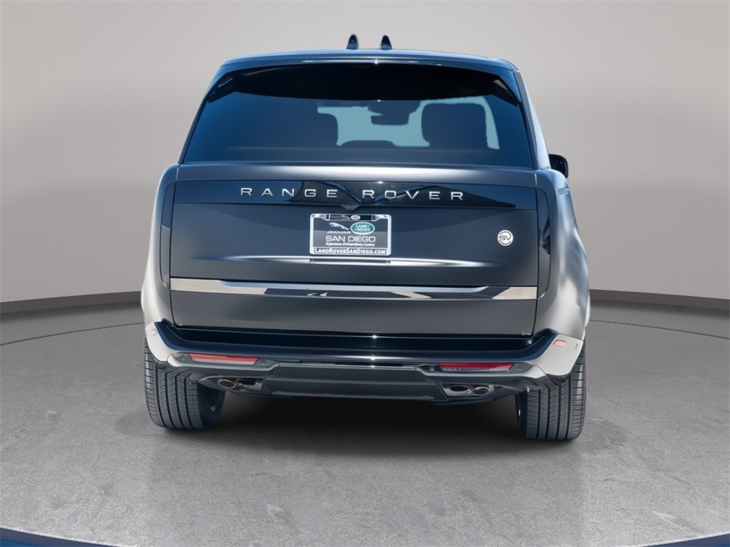 2025 Land Rover Range Rover SV photo 3