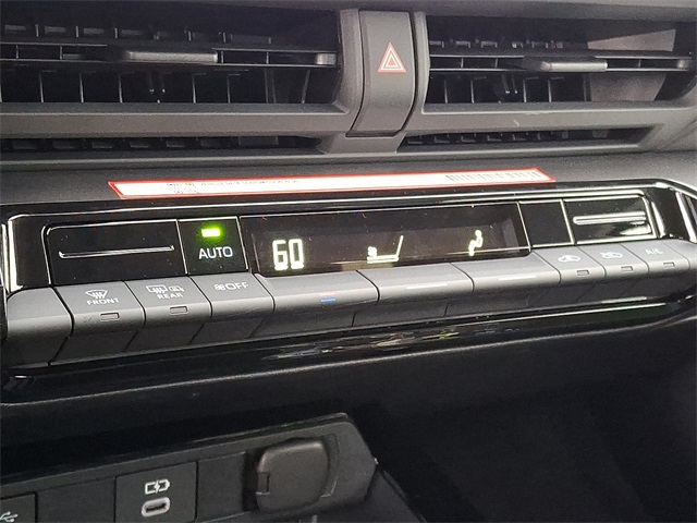 2026 Toyota Prius LE photo 10