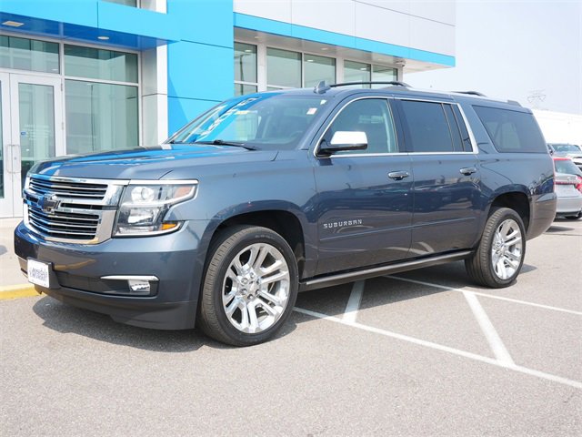 Used 2020 Chevrolet Suburban Premier with VIN 1GNSKJKJ7LR134493 for sale in Roseville, Minnesota