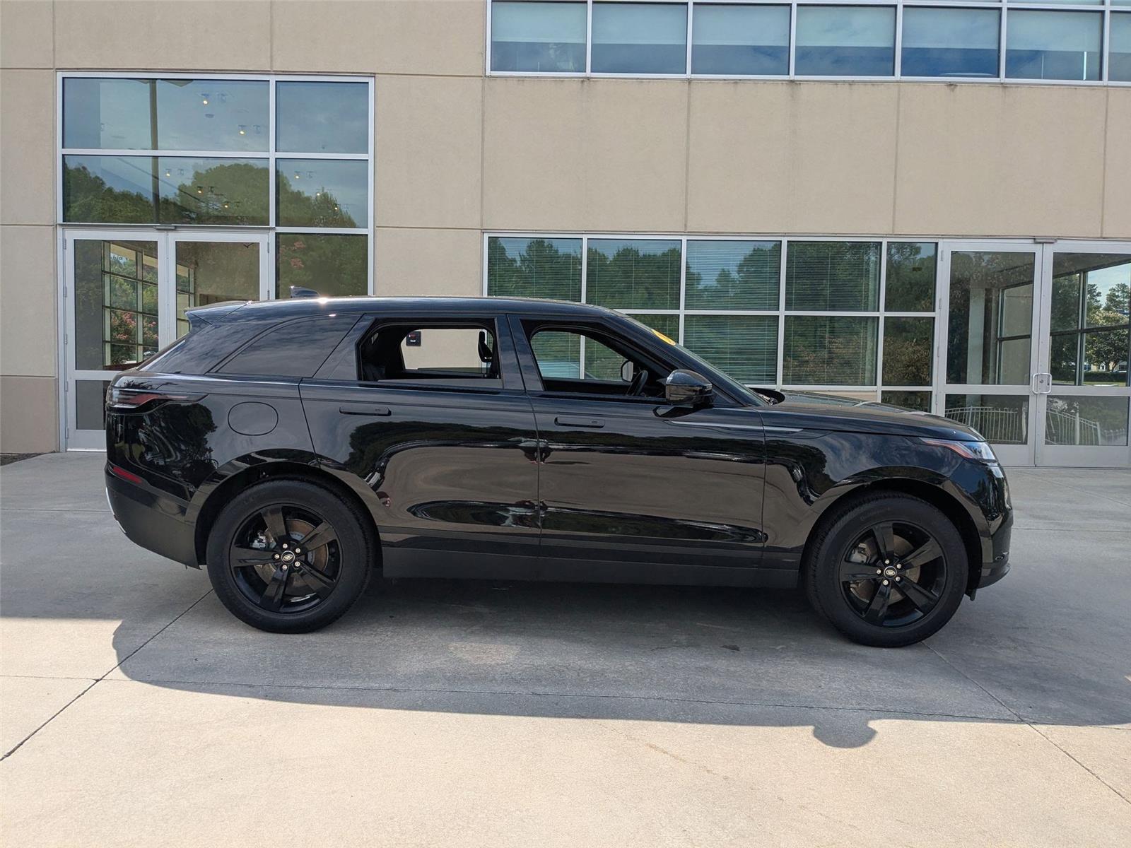 2025 Land Rover Range Rover Velar S photo 3