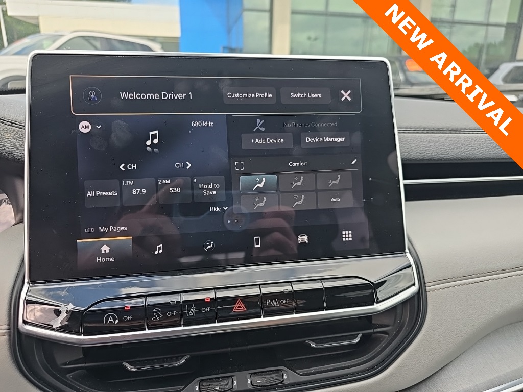 2023 Jeep Compass Limited photo 12