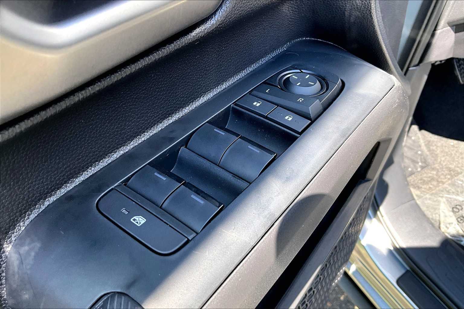 2025 Toyota Tacoma TRD Off-Road 4x4 Double Cab photo 19