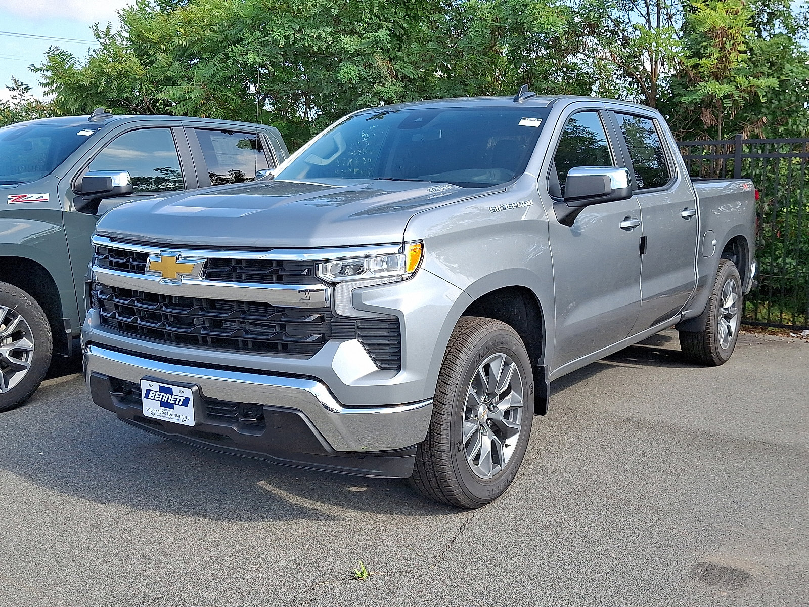 2026 Chevrolet Silverado 1500 LT photo 2