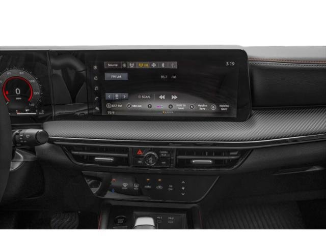 2026 Nissan Kicks SR photo 11