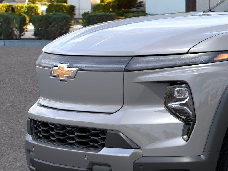 2026 Chevrolet Silverado EV LT photo 13