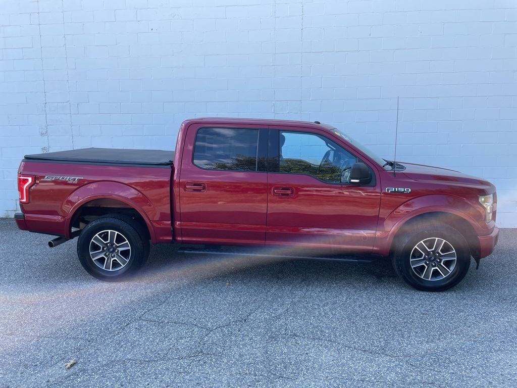 2017 Ford F-150 XLT photo 3