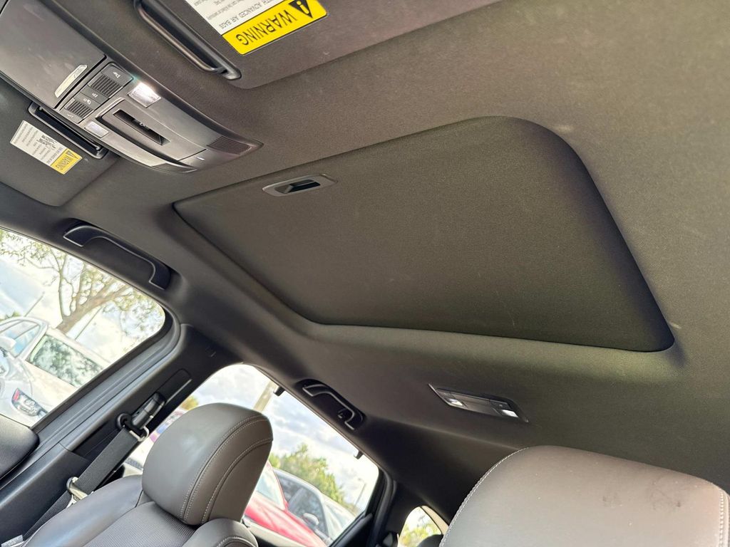 2021 Mazda CX-9 Signature photo 38