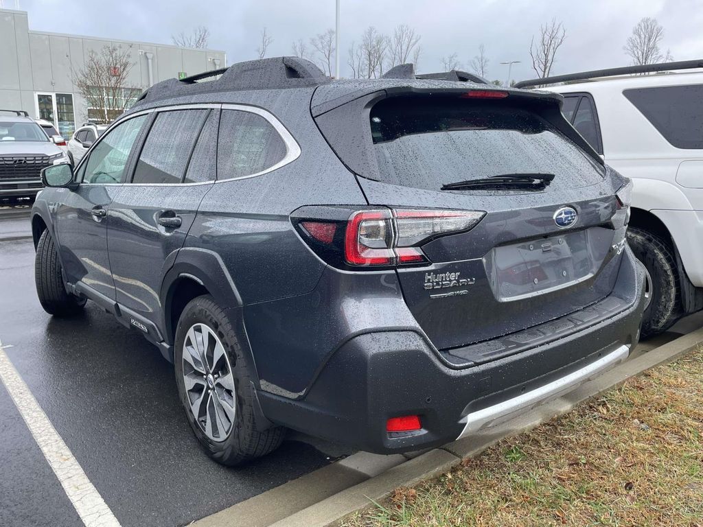 2024 Subaru Outback Limited XT photo 2