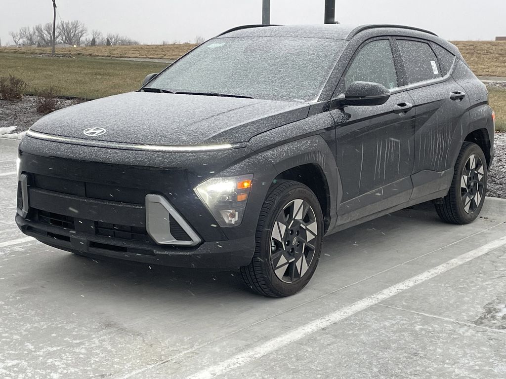 2025 Hyundai Kona SEL's photo