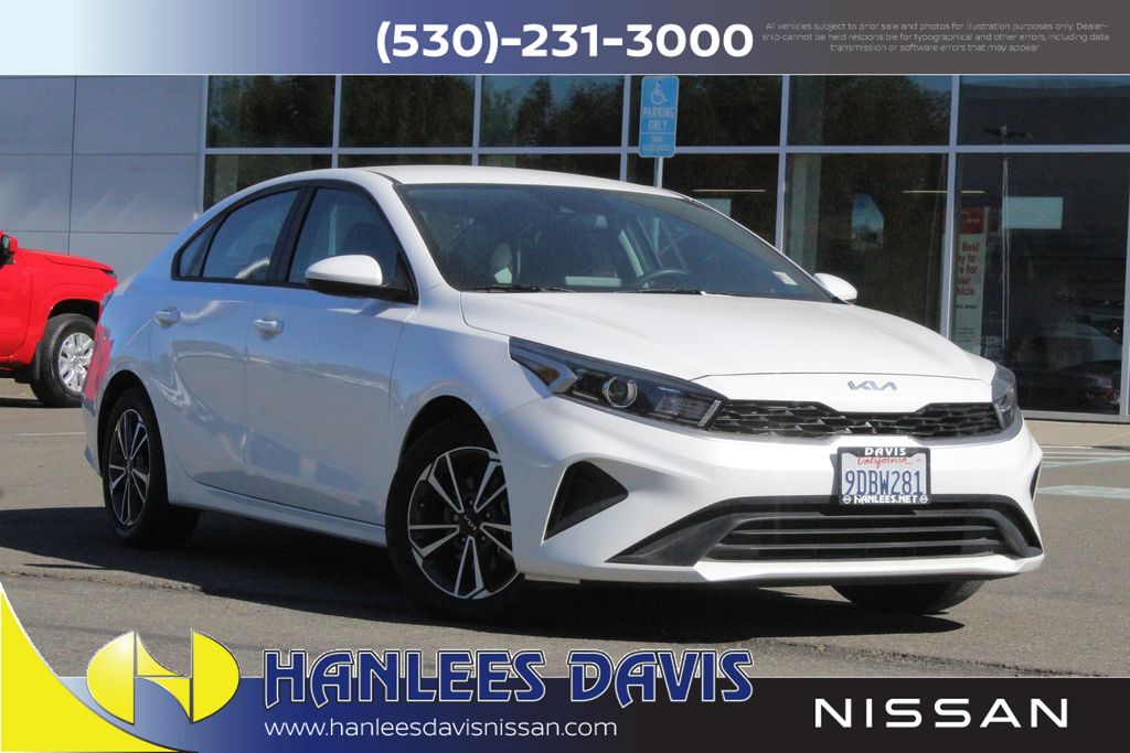 2023 Kia Forte LXS's photo