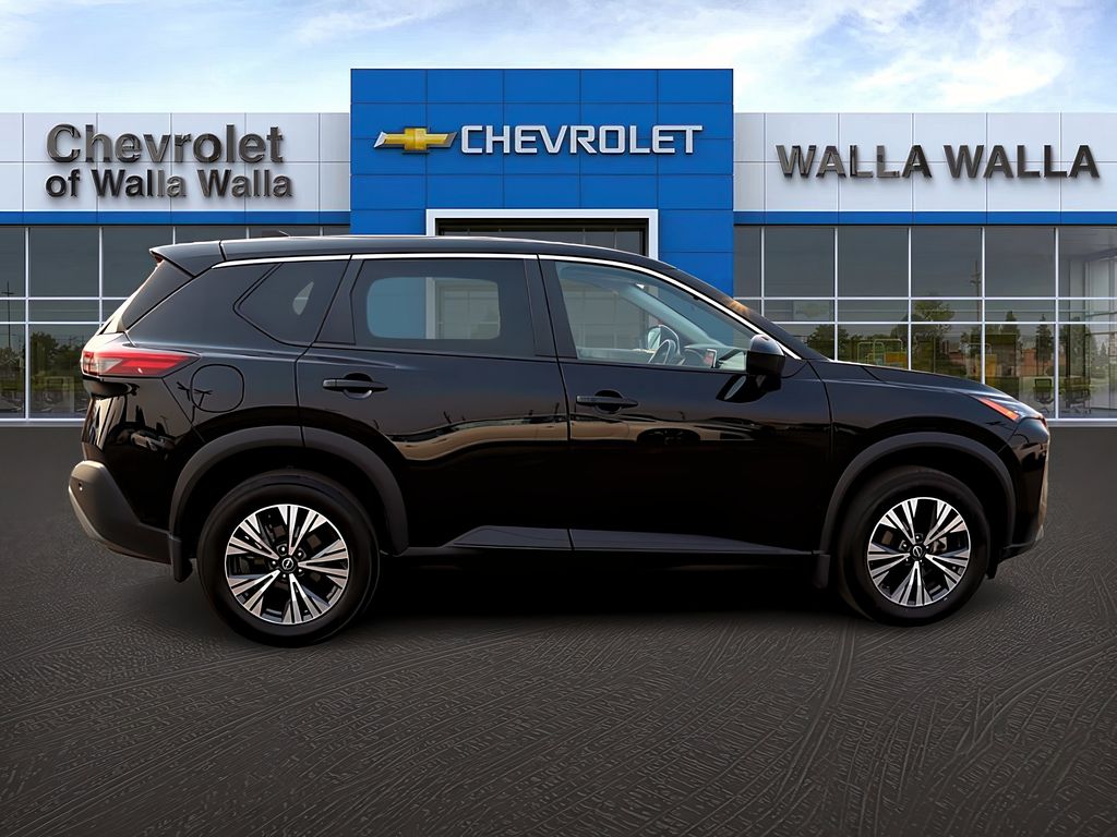 2023 Nissan Rogue SV photo 8