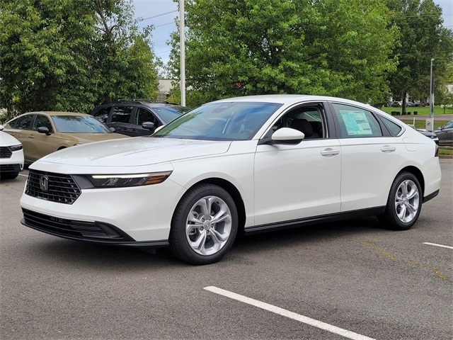 2025 Honda Accord 1.5T LX photo 4