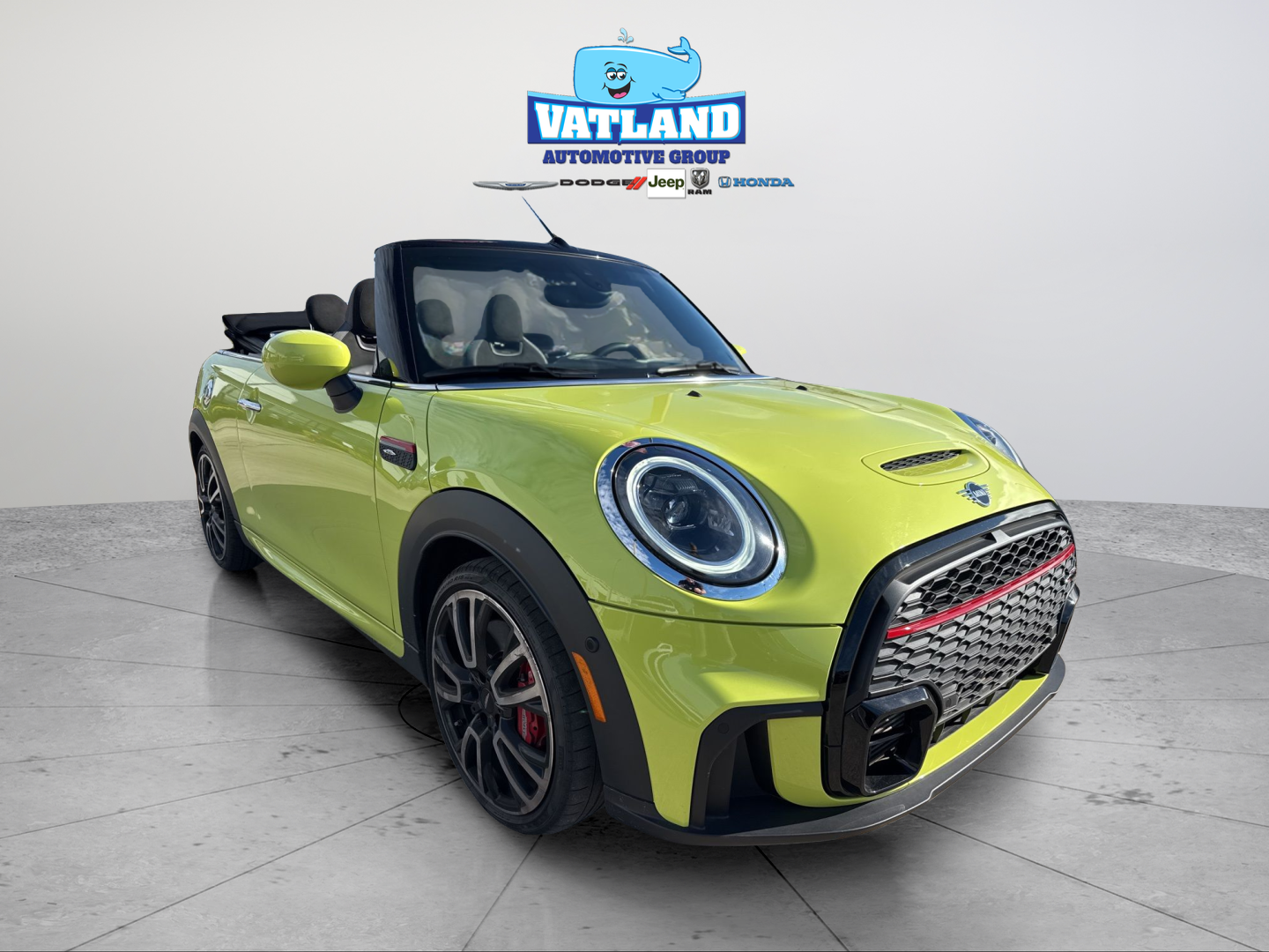 2022 MINI Convertible John Cooper Works's photo