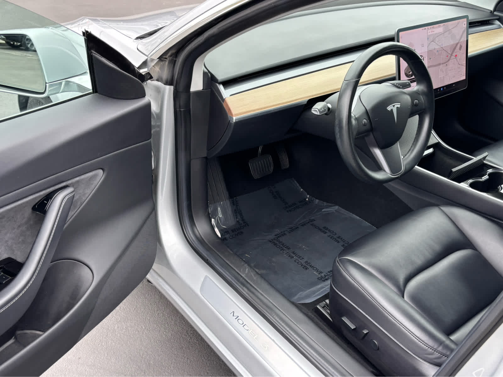 2018 Tesla Model 3 Long Range photo 11