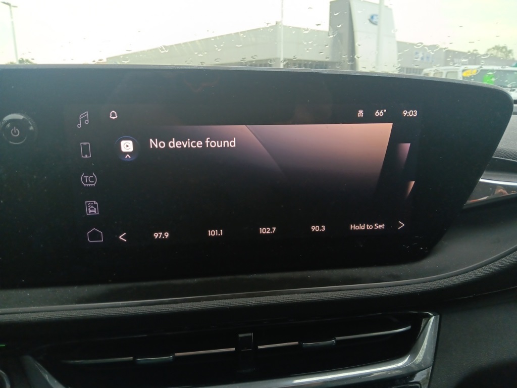 2024 Buick Envista Avenir photo 16