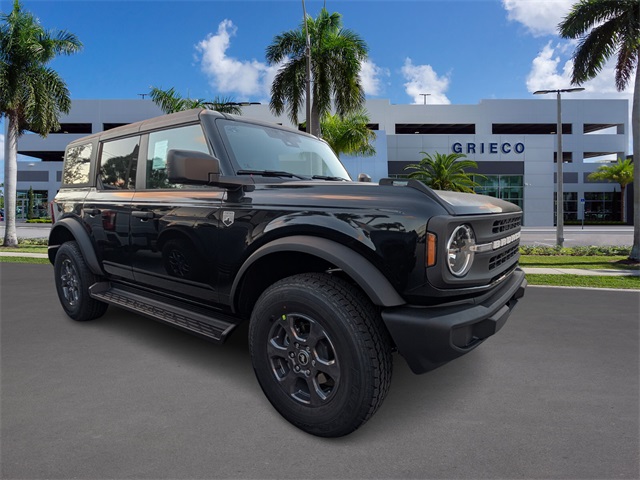2025 Ford Bronco 4-Door Big Bend's photo