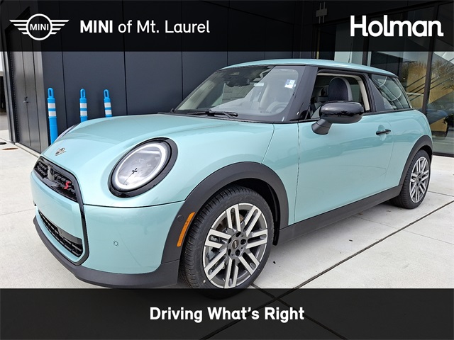 2026 MINI Hardtop 2 Door S's photo