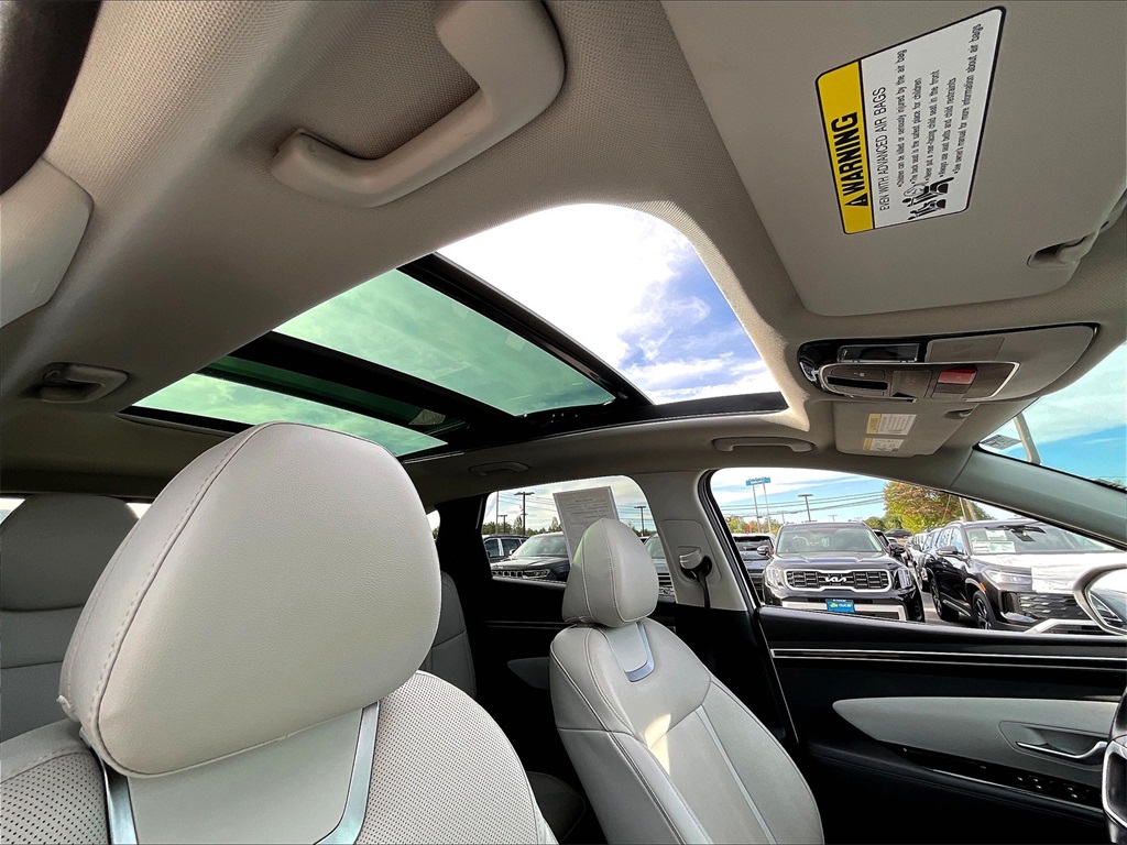 2022 Hyundai Tucson Limited photo 20