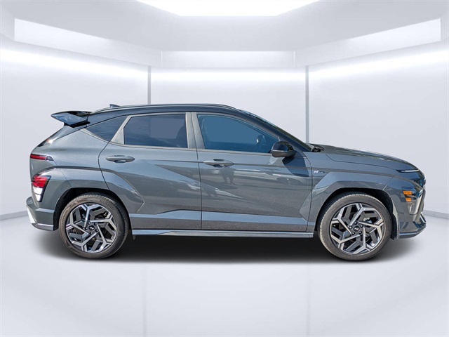 2024 Hyundai Kona N Line photo 2