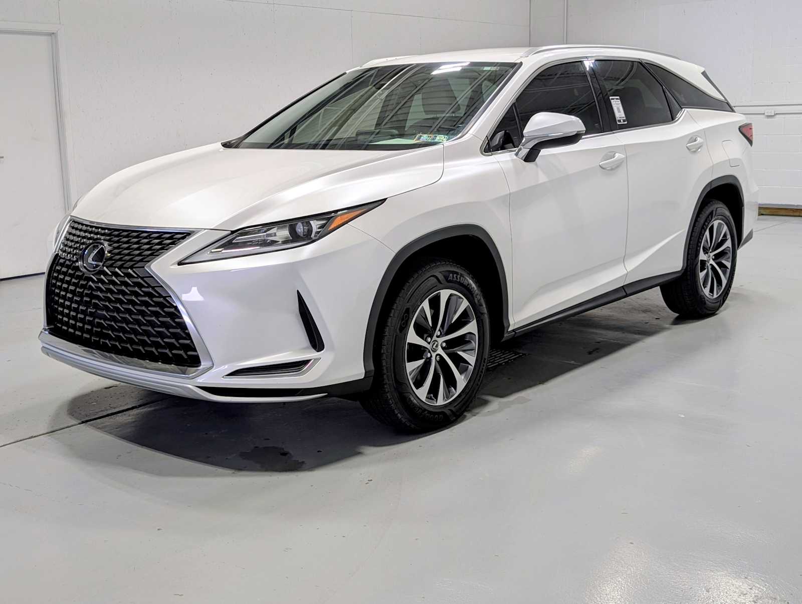 2022 Lexus RX 350's photo