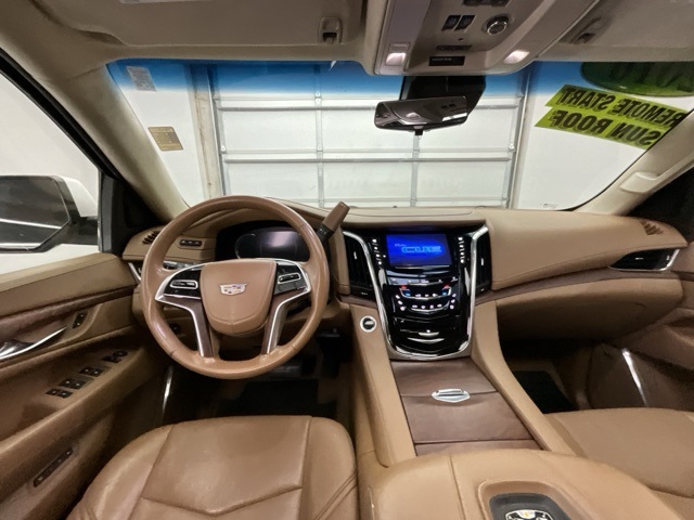 2016 Cadillac Escalade ESV Platinum photo 4