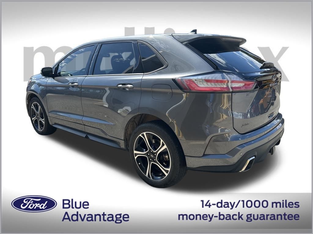 2021 Ford Edge ST photo 2