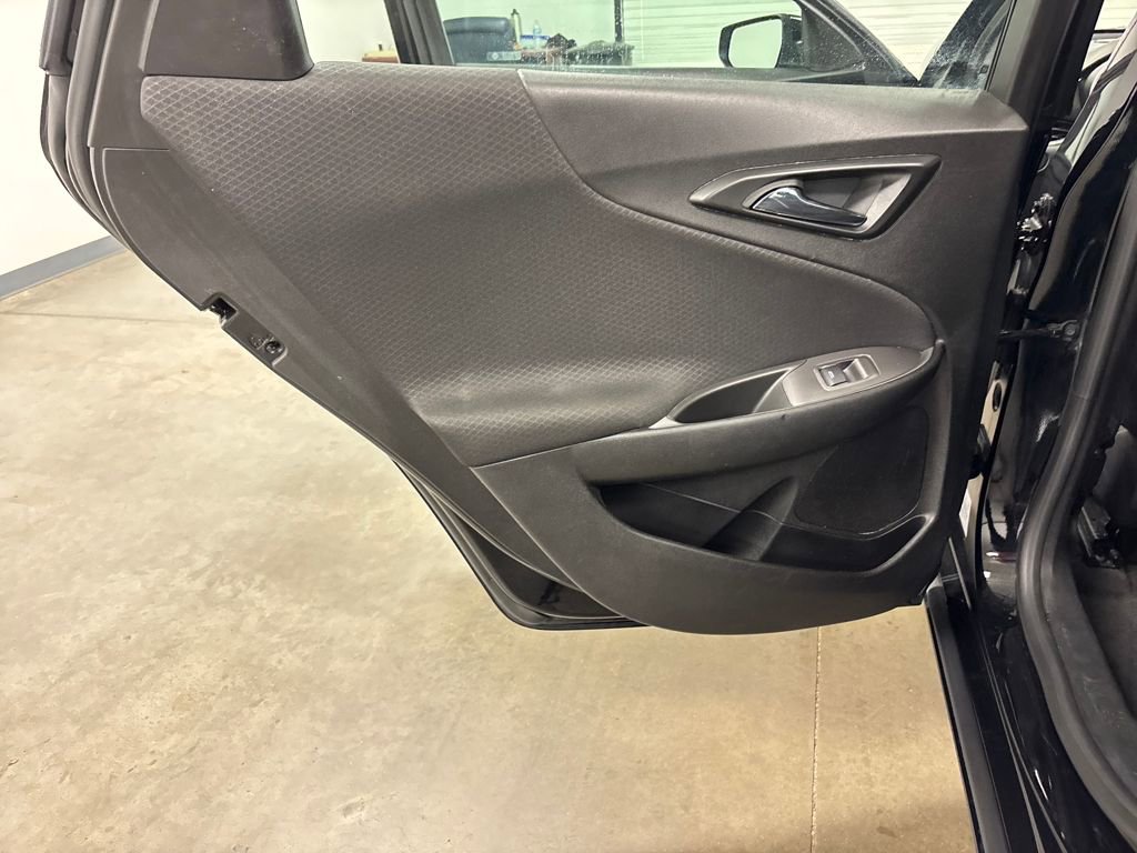 2023 Chevrolet Malibu 1LT photo 29
