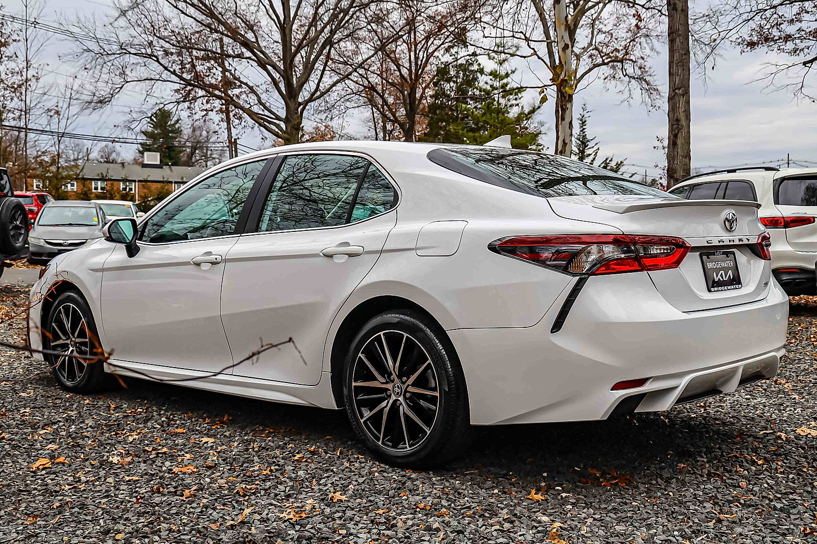 2024 Toyota Camry SE photo 4