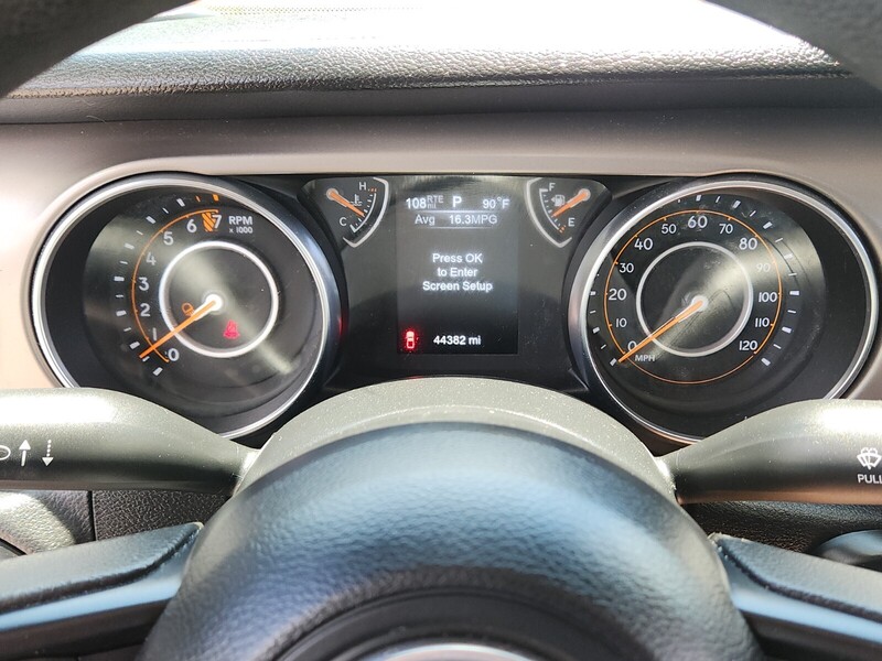2020 Jeep Gladiator Sport photo 27