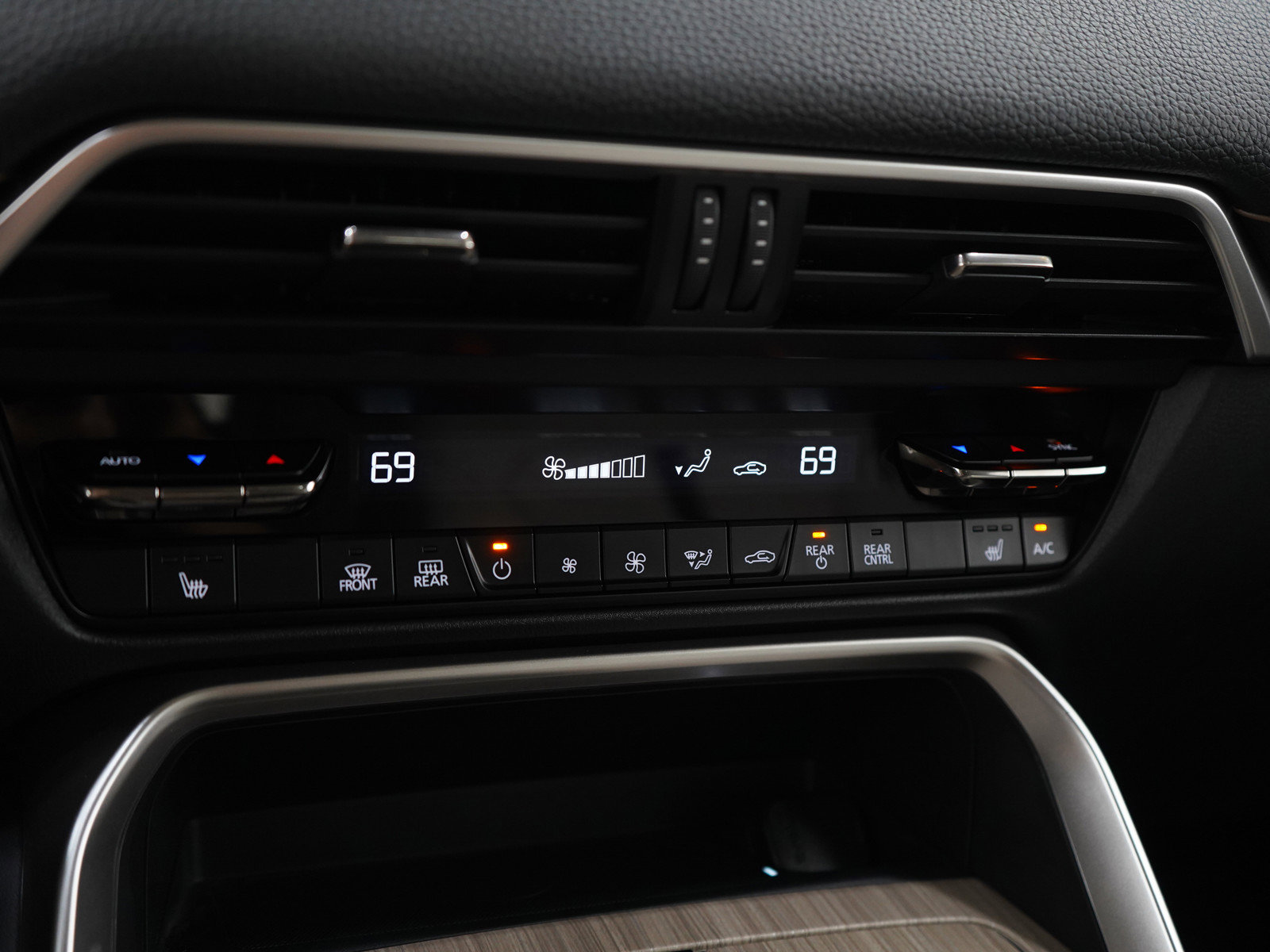 2025 Mazda CX-90 Preferred photo 23