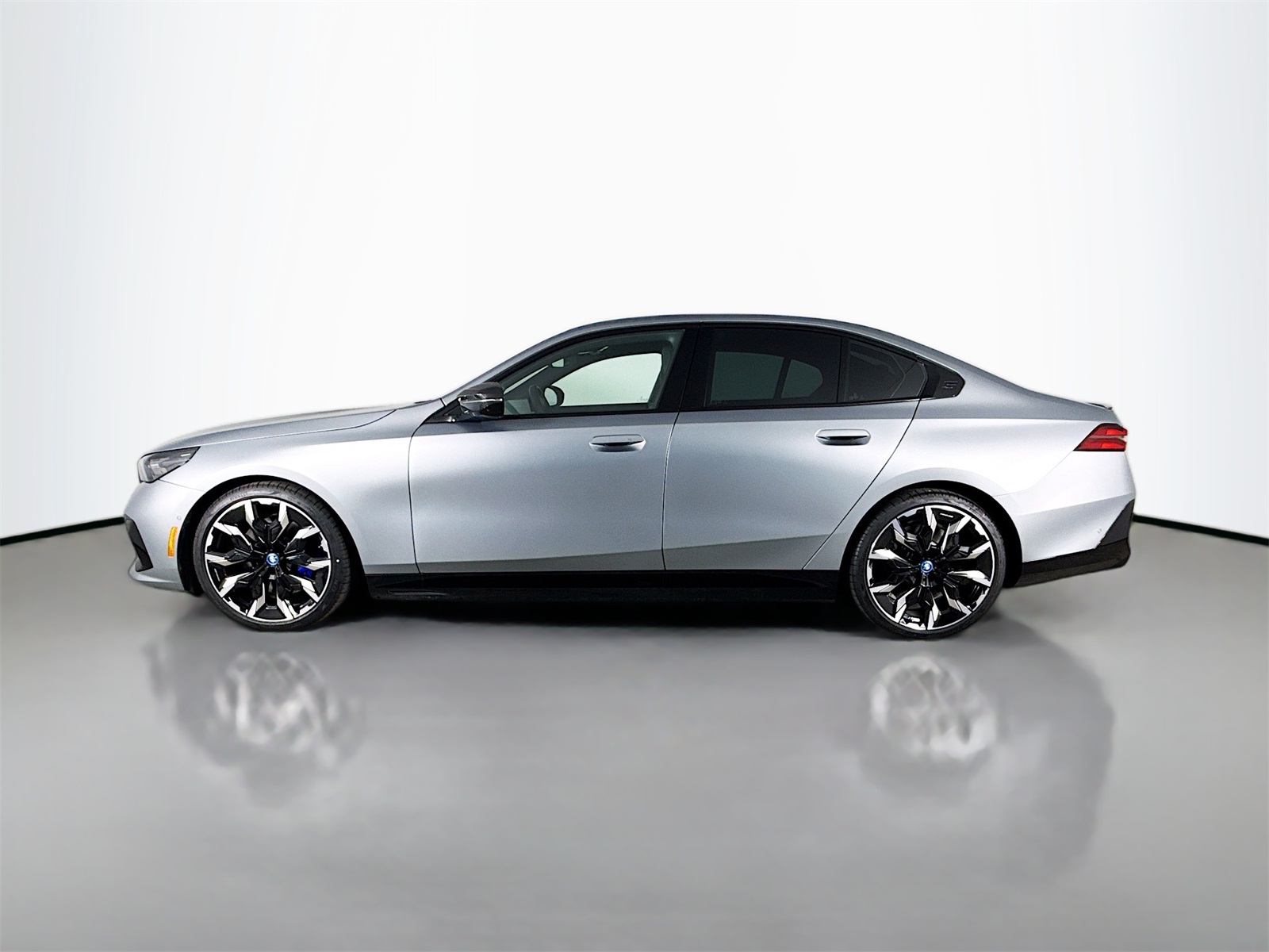 2024 Bmw i5 M60 photo 4