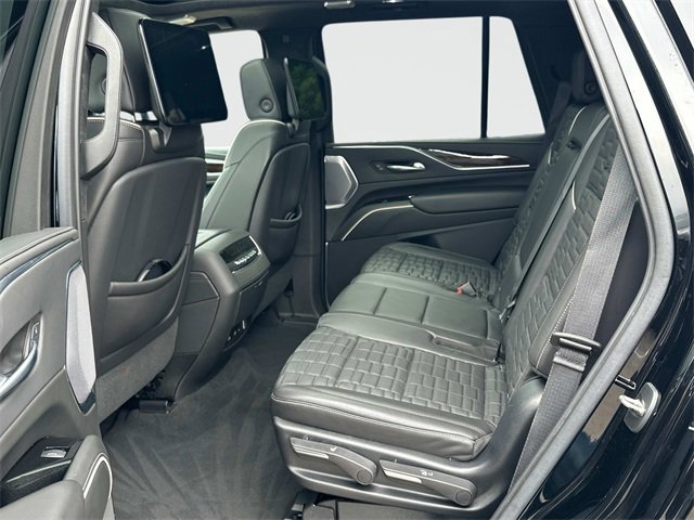 2021 Cadillac Escalade Premium Luxury Platinum photo 2