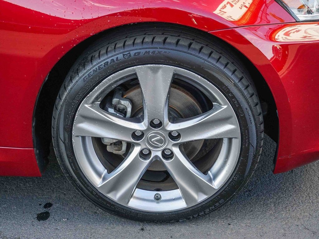 2015 Lexus IS 250 photo 11