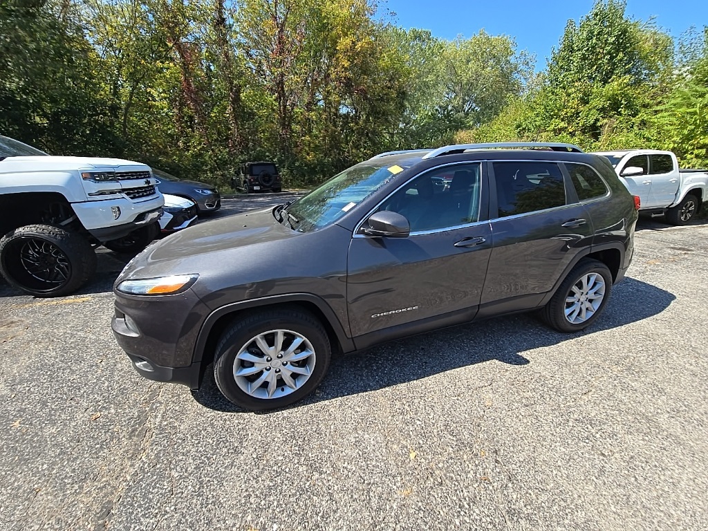 2016 Jeep Cherokee Limited photo 2