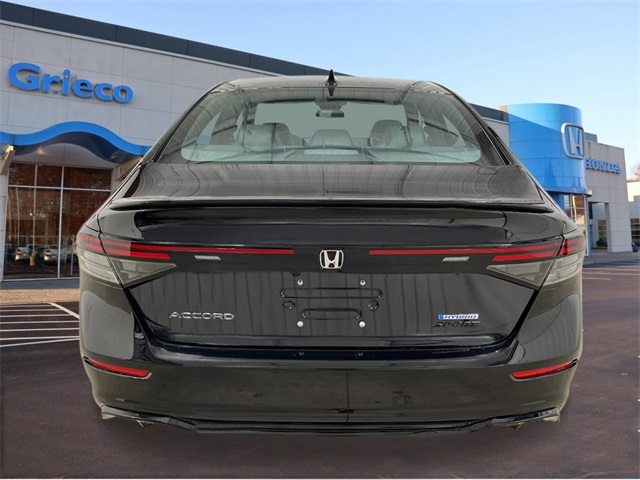2025 Honda Accord Hybrid Sport-L photo 4