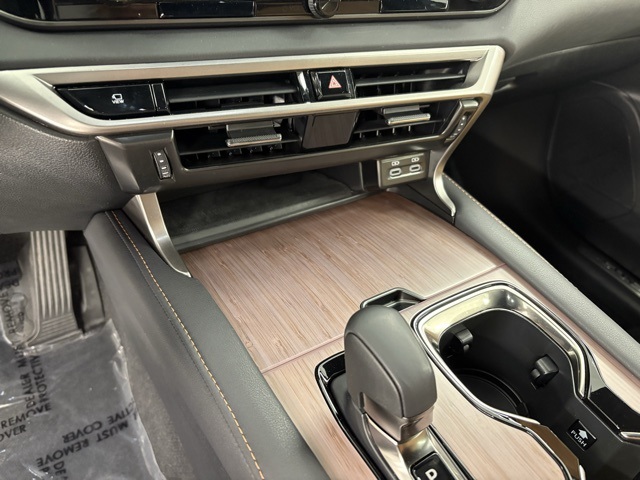 2024 Lexus RX 350 Premium photo 11